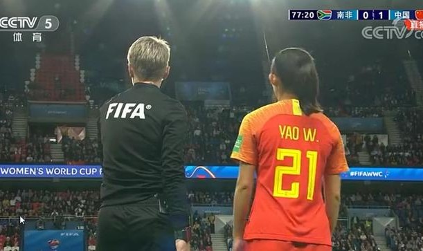  尼姆中场核心伤退，法甲球队及时调整保住平局